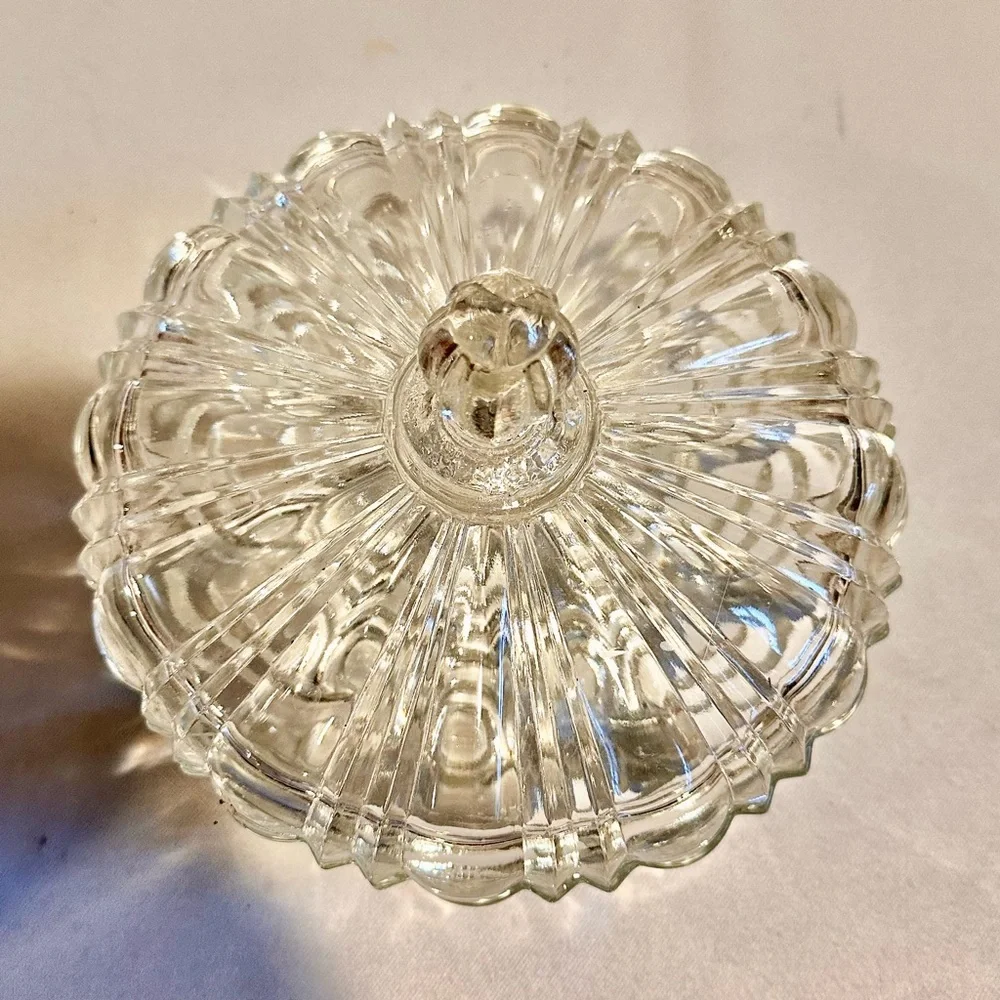 Vintage Clear Glass Candy Dish Nut Dish with Lid, Art Deco Depression Glass